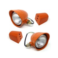 02806-02805-03017.jpg COPPIA FANALI + SUPPORTI TRATTORE FIAT SERIE ORO